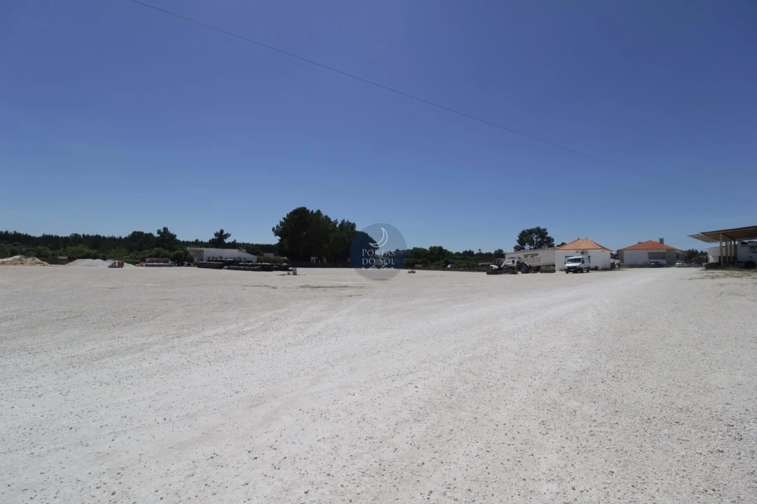 Moradia T6 para Venda em Vale da Pedra Foto 2