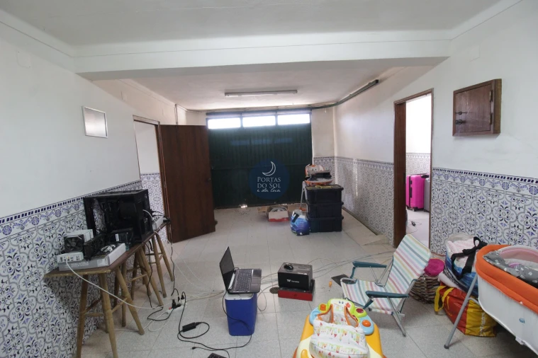 Moradia T6 para Venda em Vale da Pedra Foto 34