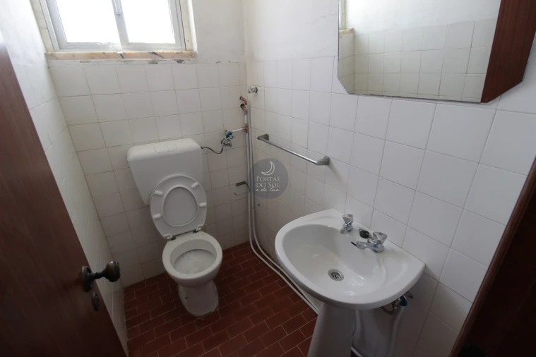 Moradia T6 para Venda em Vale da Pedra Foto 33