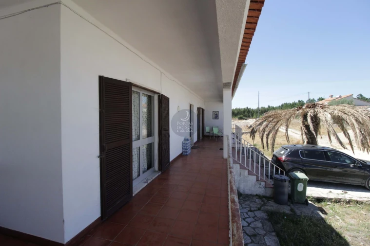 Moradia T6 para Venda em Vale da Pedra Foto 15