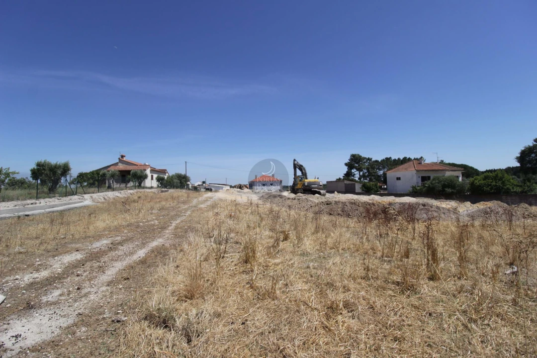 Moradia T6 para Venda em Vale da Pedra Foto 35