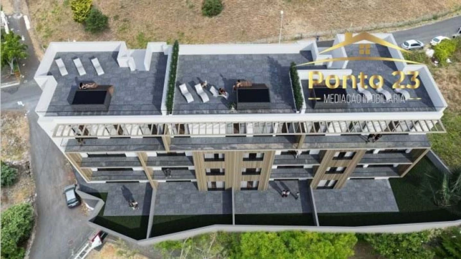 Apartamento T2 para Venda em Caniço Foto 5