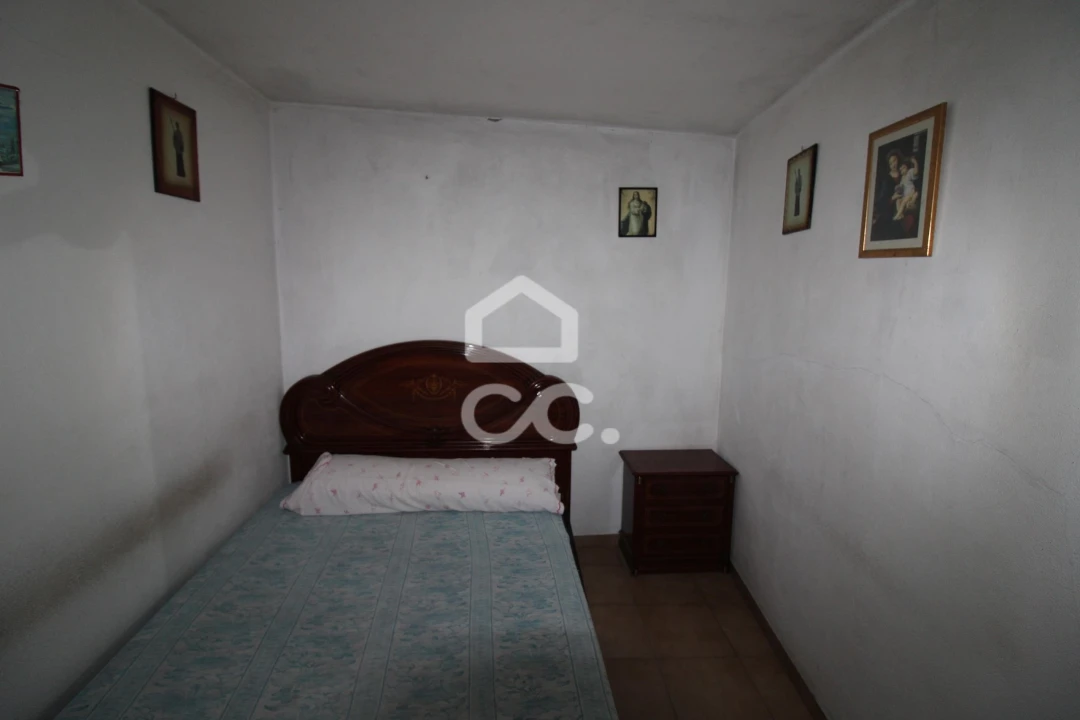 Moradia T1 para Venda em Faiões Foto 10