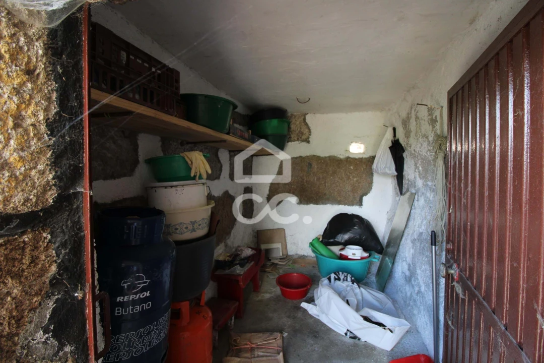 Moradia T1 para Venda em Faiões Foto 11