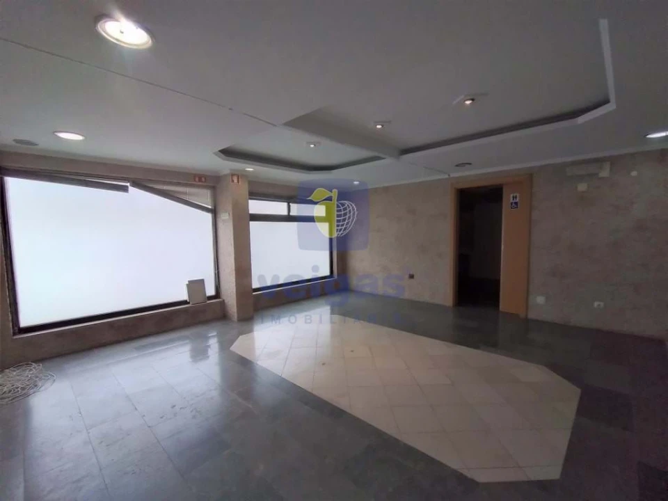 Negócio para Venda em Alto do Seixalinho, Santo André e Verderena Foto 7