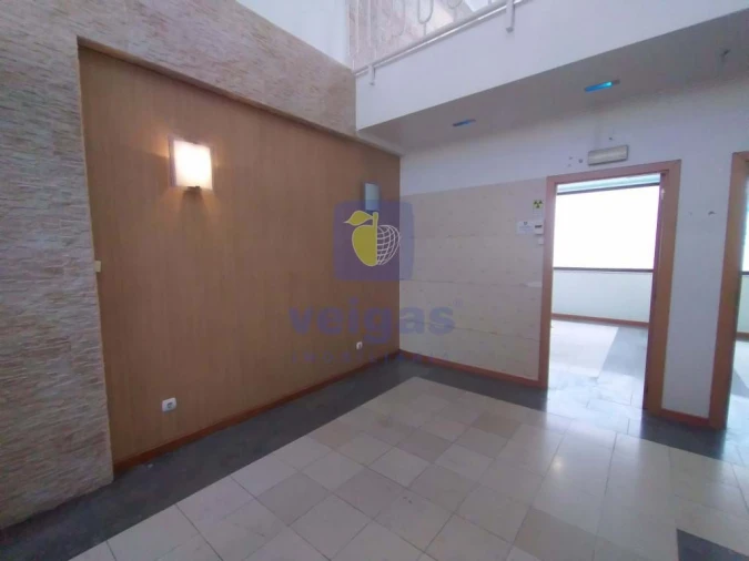 Negócio para Venda em Alto do Seixalinho, Santo André e Verderena Foto 15