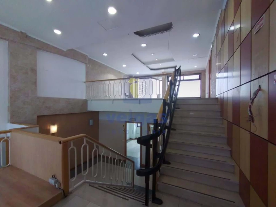 Negócio para Venda em Alto do Seixalinho, Santo André e Verderena Foto 4