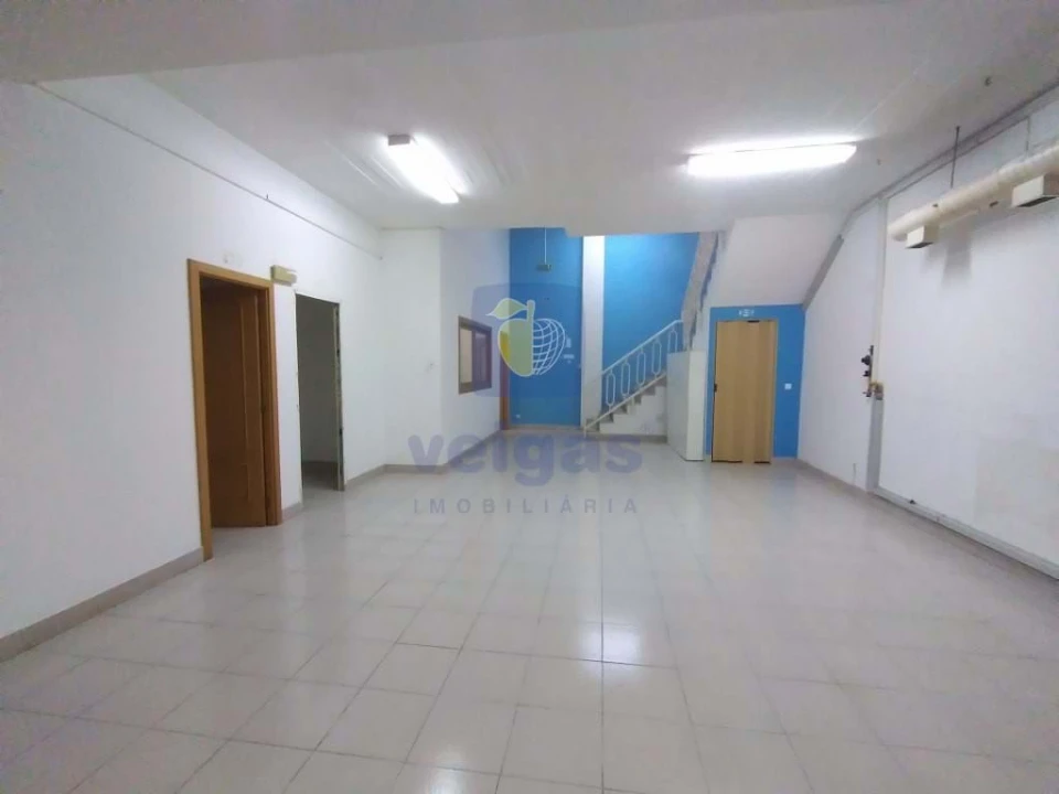 Negócio para Venda em Alto do Seixalinho, Santo André e Verderena Foto 30