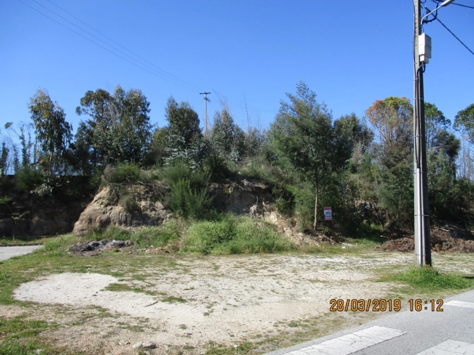 Terreno para Venda em Currelos, Papízios e Sobral Foto 1
