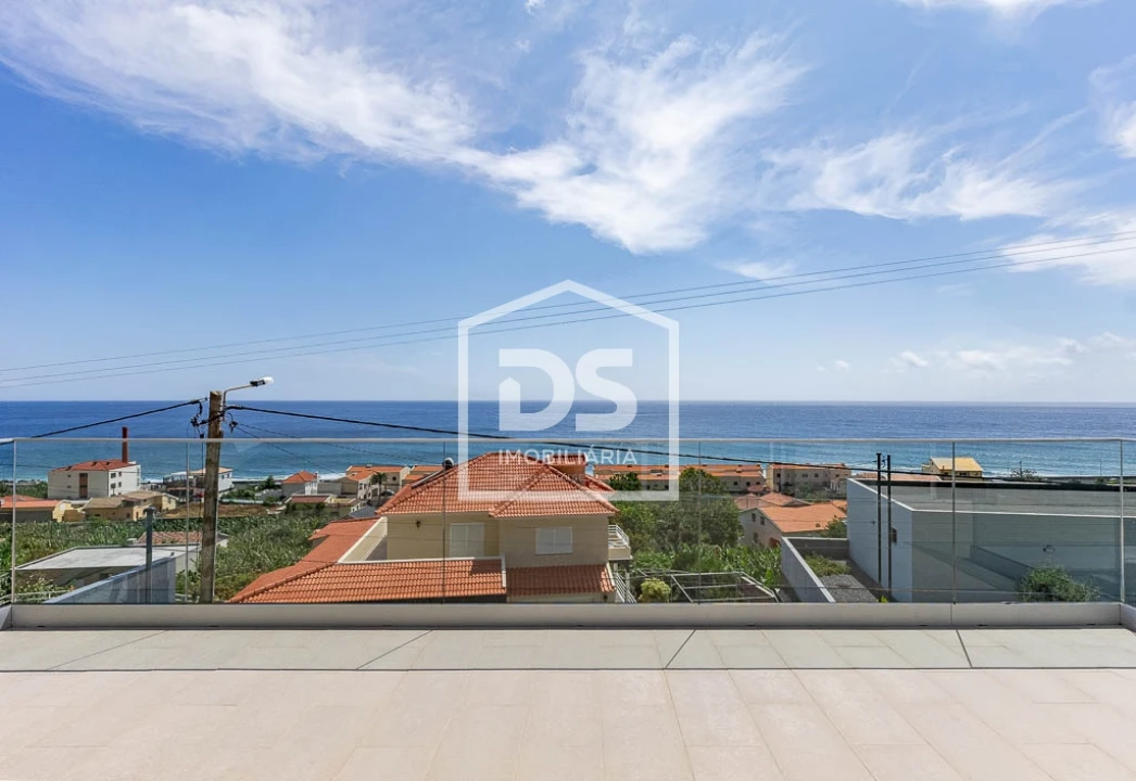 Moradia T4 para Venda em Paul do Mar Foto 27