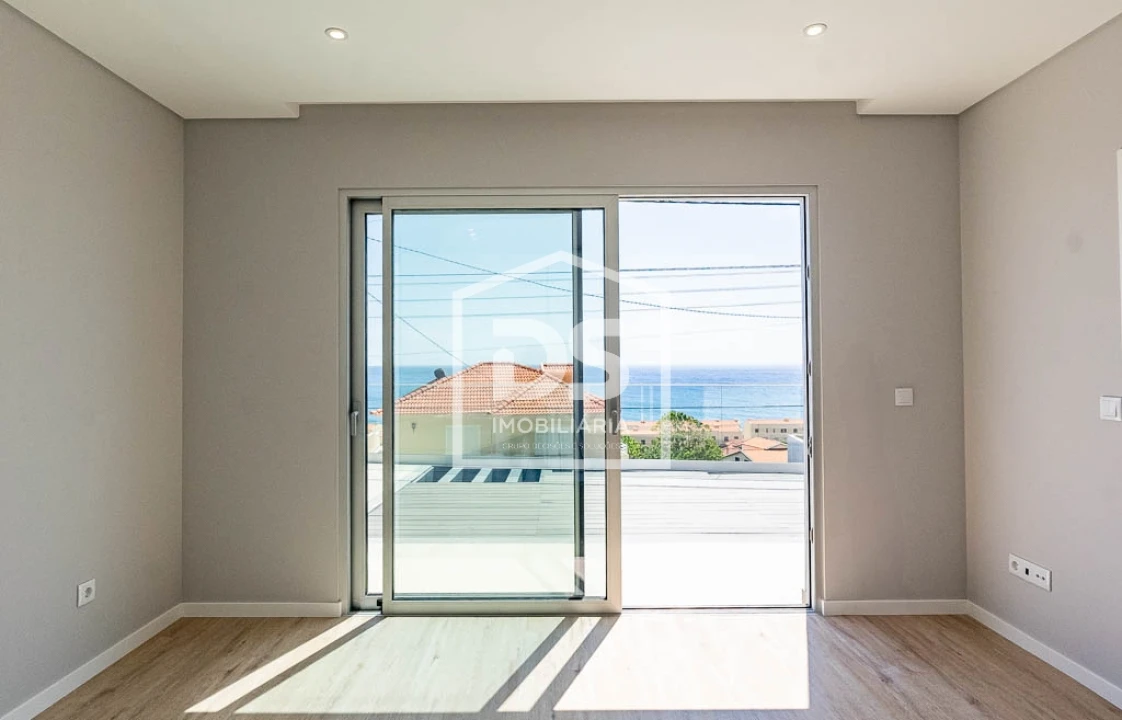 Moradia T4 para Venda em Paul do Mar Foto 10