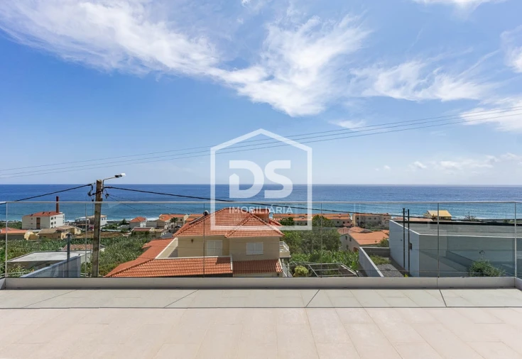 Moradia T4 para Venda em Paul do Mar Foto 27