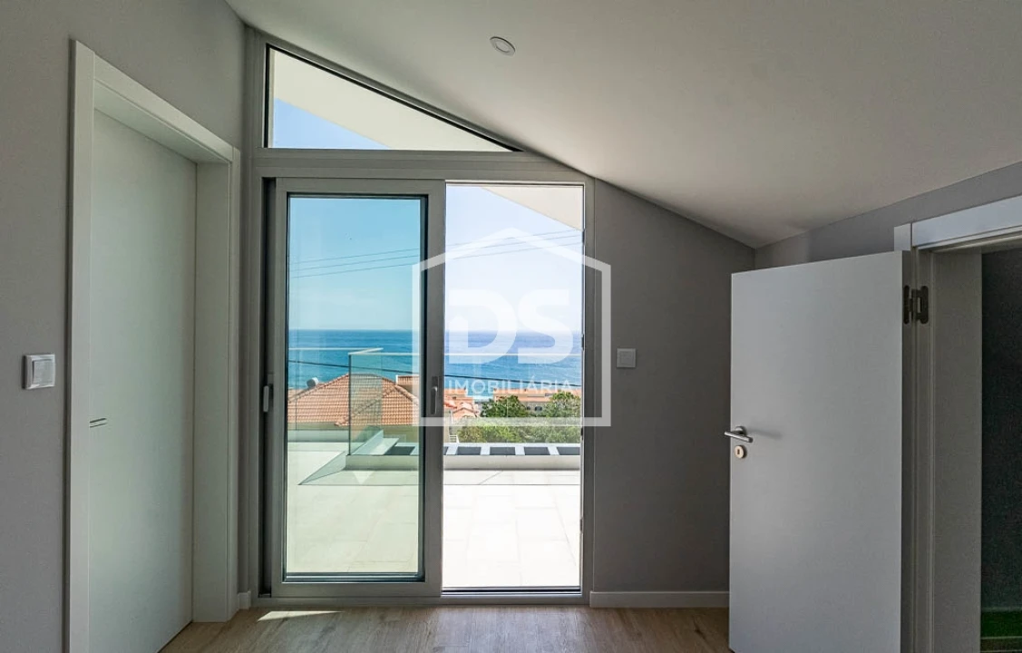 Moradia T4 para Venda em Paul do Mar Foto 20