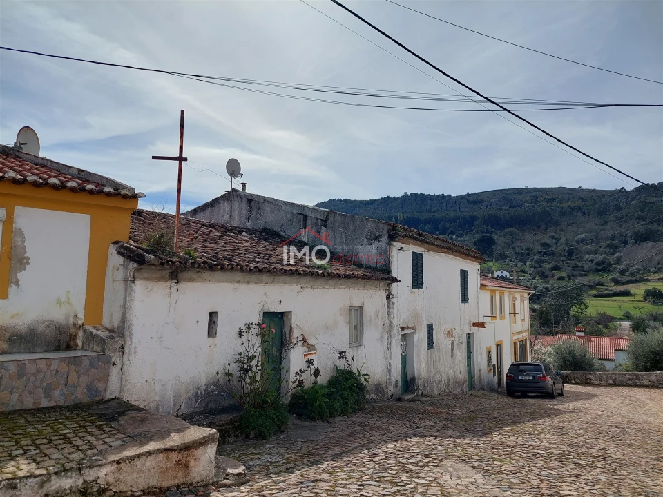 Moradia T0 para Venda em São João Baptista Foto 8