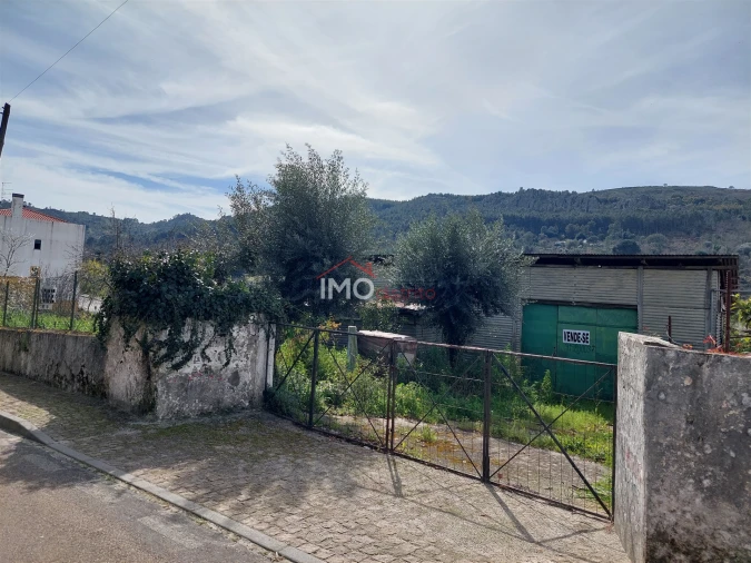 Moradia T0 para Venda em São João Baptista Foto 5