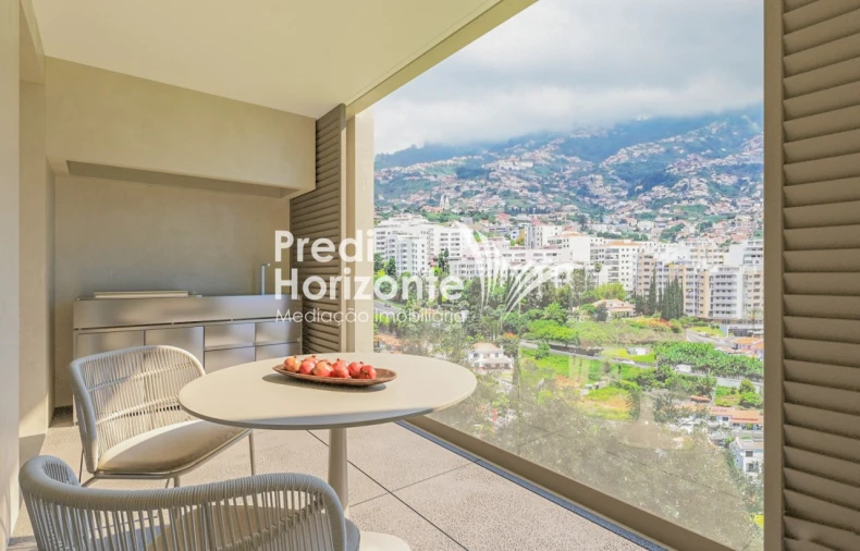 Apartamento T1 para Venda em São Martinho Foto 9