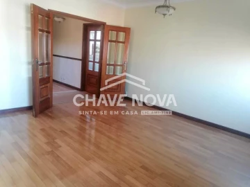 Apartamento T3 para Venda em Campanhã