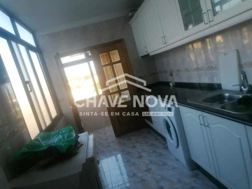 Apartamento T3 para Venda em Campanhã