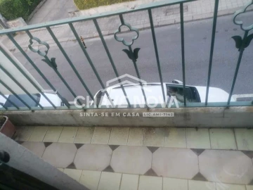 Apartamento T3 para Venda em Campanhã