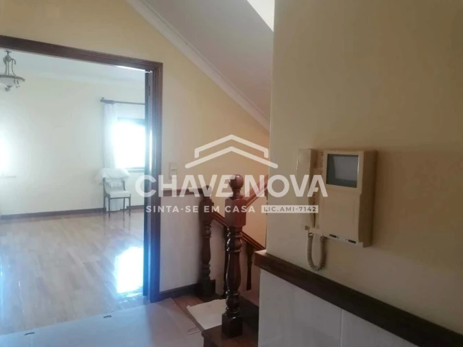 Apartamento T3 para Venda em Campanhã Foto 3