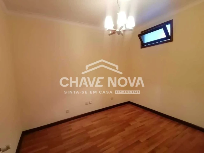 Apartamento T3 para Venda em Campanhã Foto 20
