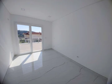 Moradia T4 para Venda em Antuzede e Vil de Matos