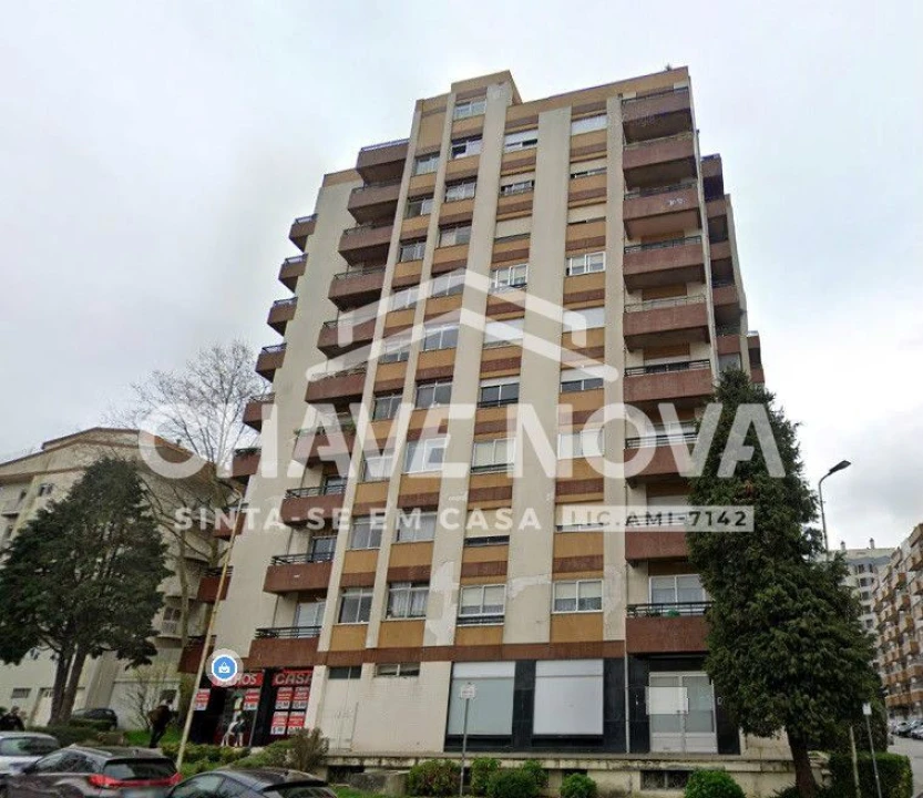 Apartamento T3 para Venda em Arcozelo Foto 1