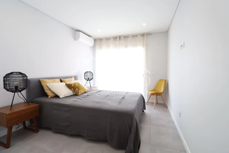 Apartamento T2 para Arrendamento férias em Vila Real de Santo Antonio Foto 17