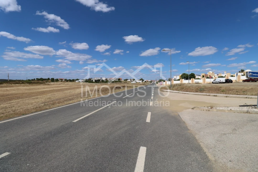 Terreno para Venda em Azinhal Foto 7