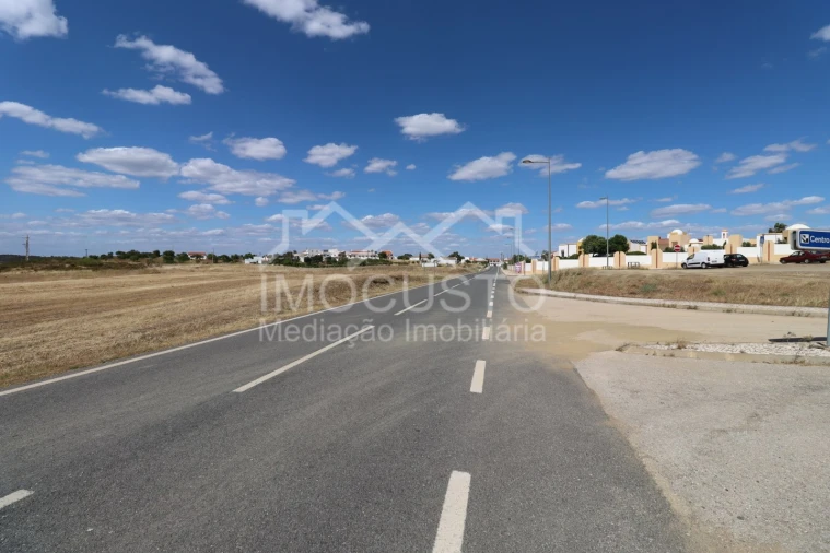 Terreno para Venda em Azinhal Foto 7