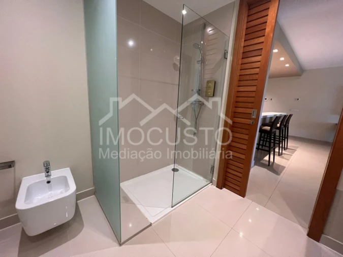 Apartamento T2 para Venda em Alcantarilha e Pêra Foto 22