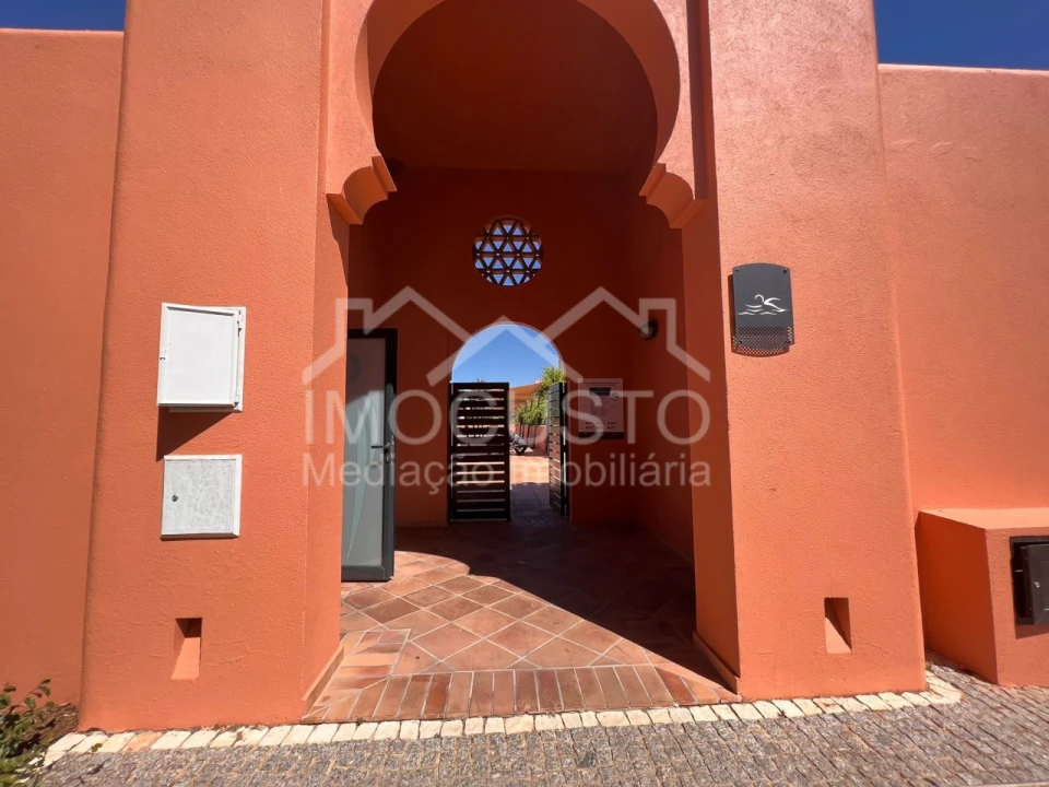 Apartamento T2 para Venda em Alcantarilha e Pêra Foto 38