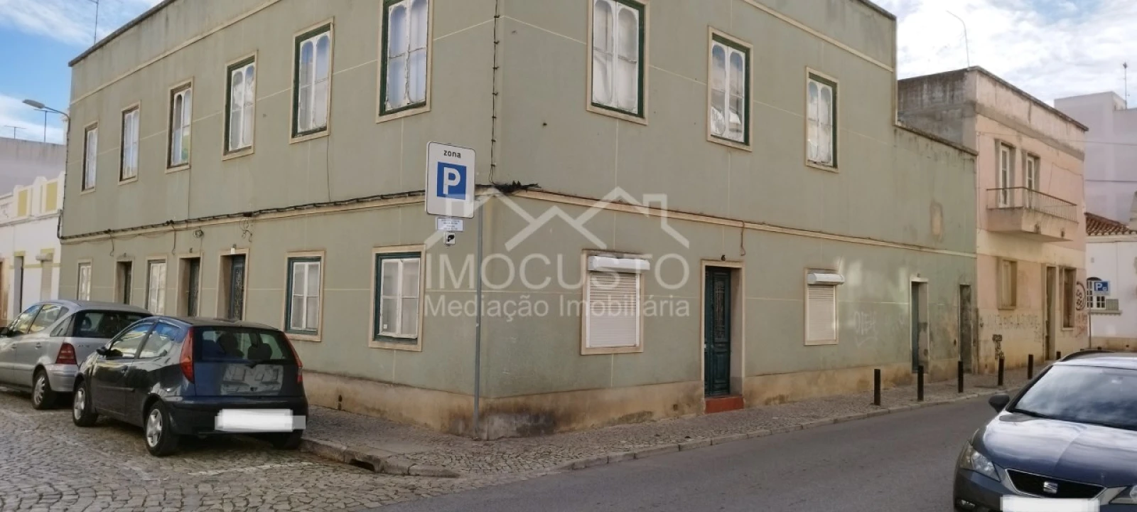 Prédio para Venda em Vila Real de Santo Antonio Foto 1