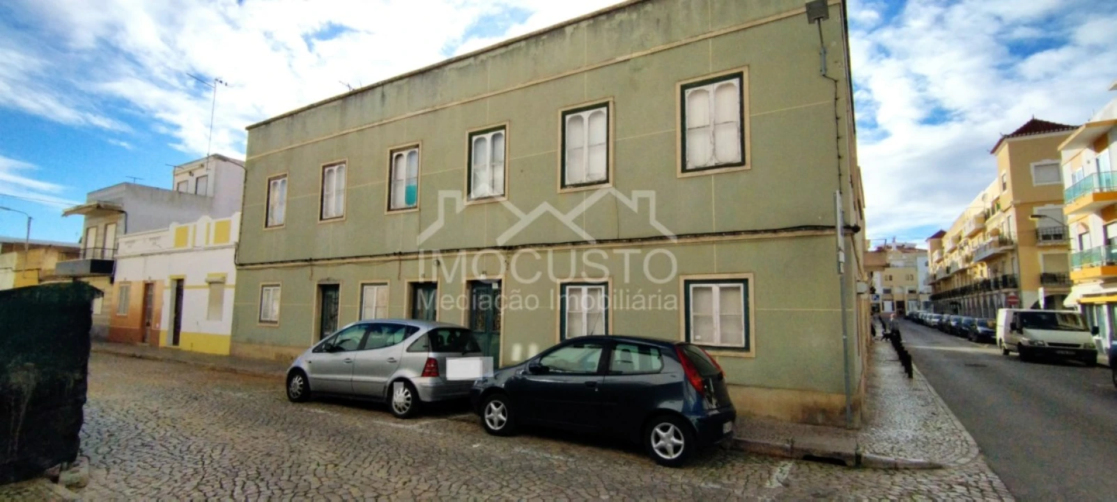 Prédio para Venda em Vila Real de Santo Antonio Foto 3