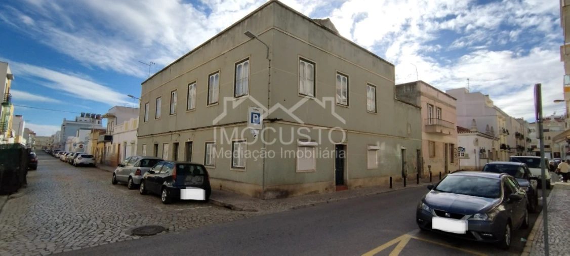 Prédio para Venda em Vila Real de Santo Antonio Foto 2