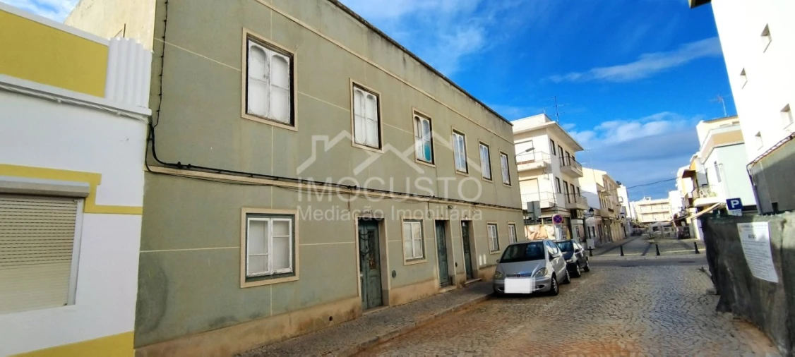 Prédio para Venda em Vila Real de Santo Antonio Foto 4