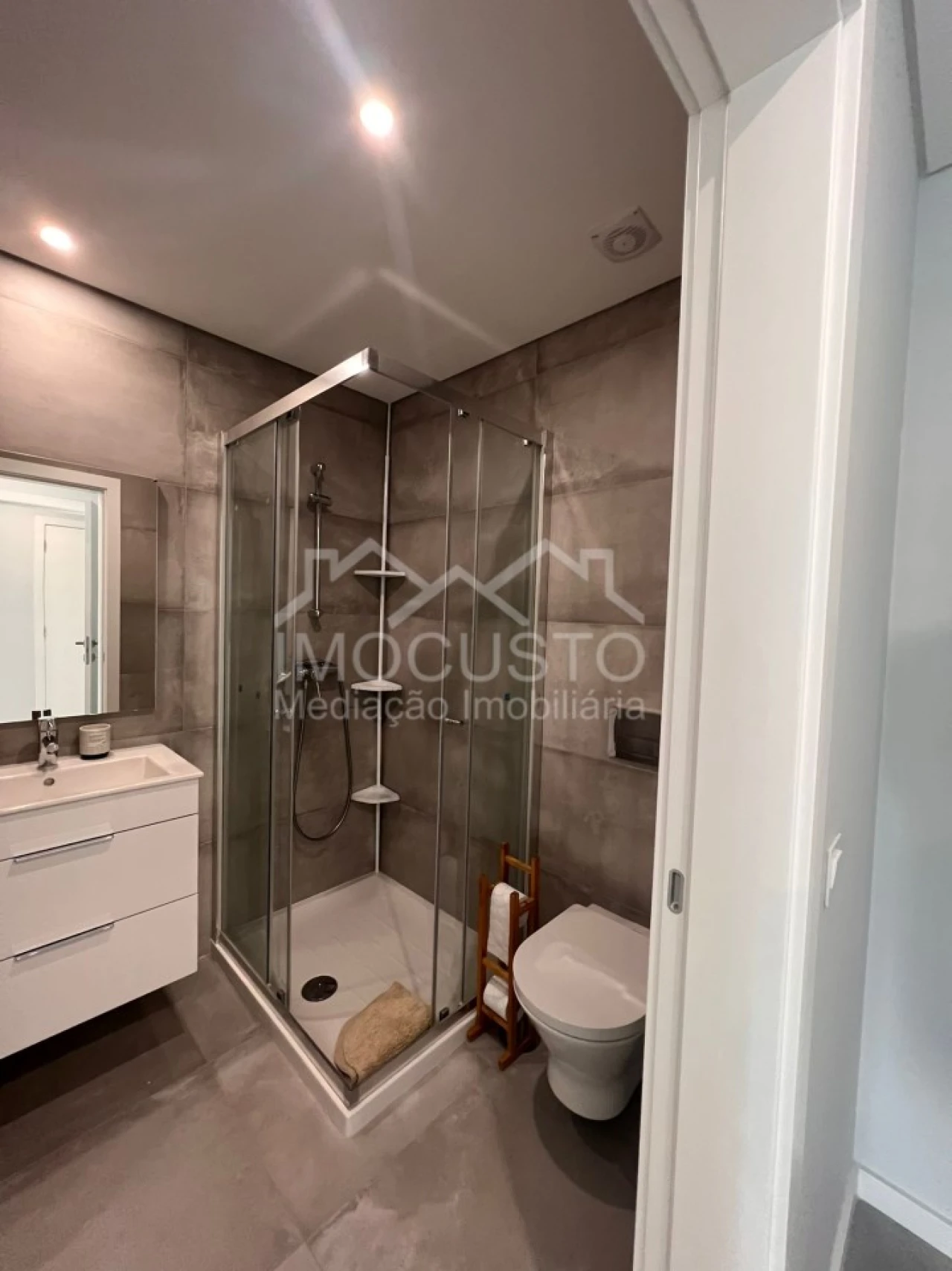 Apartamento T2 para Arrendamento férias em Monte Gordo Foto 15