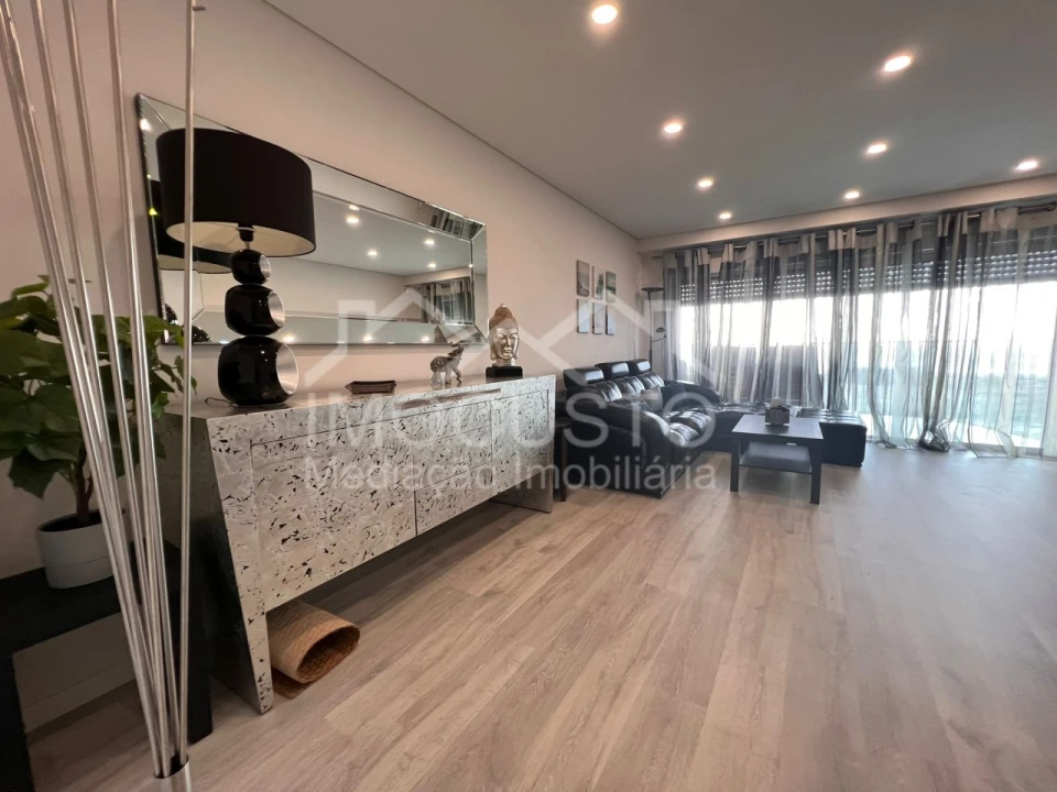 Apartamento T2 para Arrendamento férias em Monte Gordo Foto 9