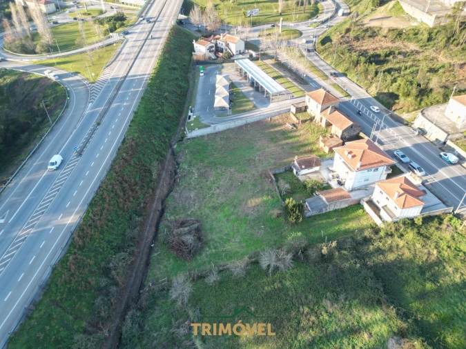 Moradia T2 para Venda em São João da Madeira Foto 6