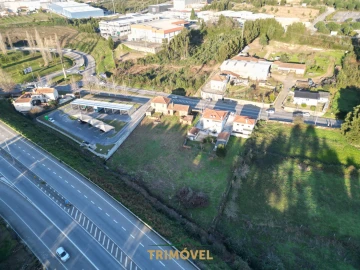 Terreno para Venda em São João da Madeira