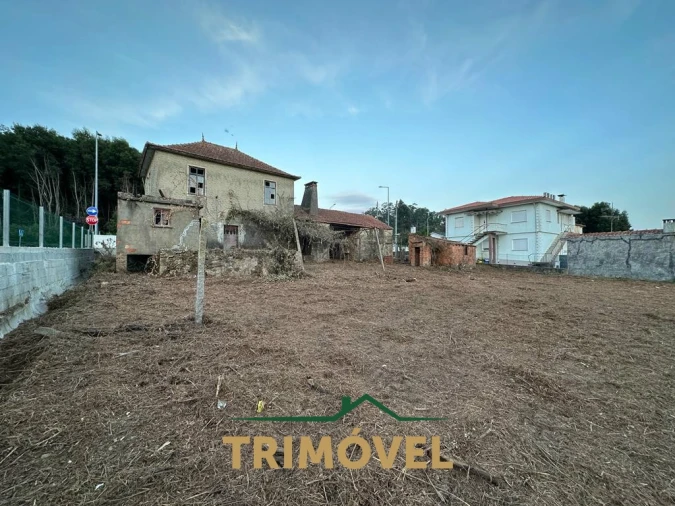 Terreno para Venda em São João da Madeira Foto 12