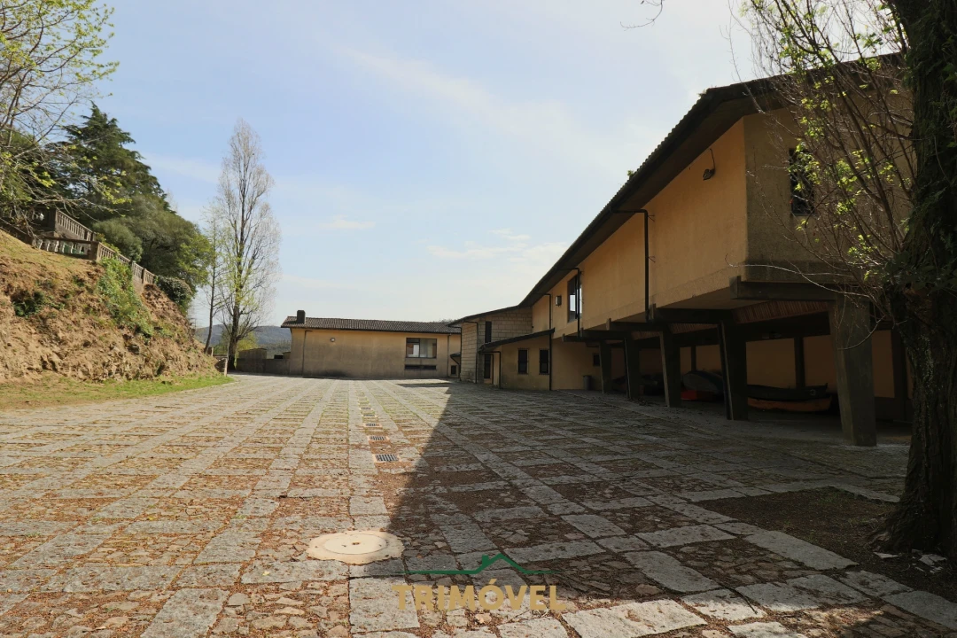 Quinta T14 para Venda em O. Azeméis, Riba-Ul, Ul, Macinhata Seixa, Madail Foto 1