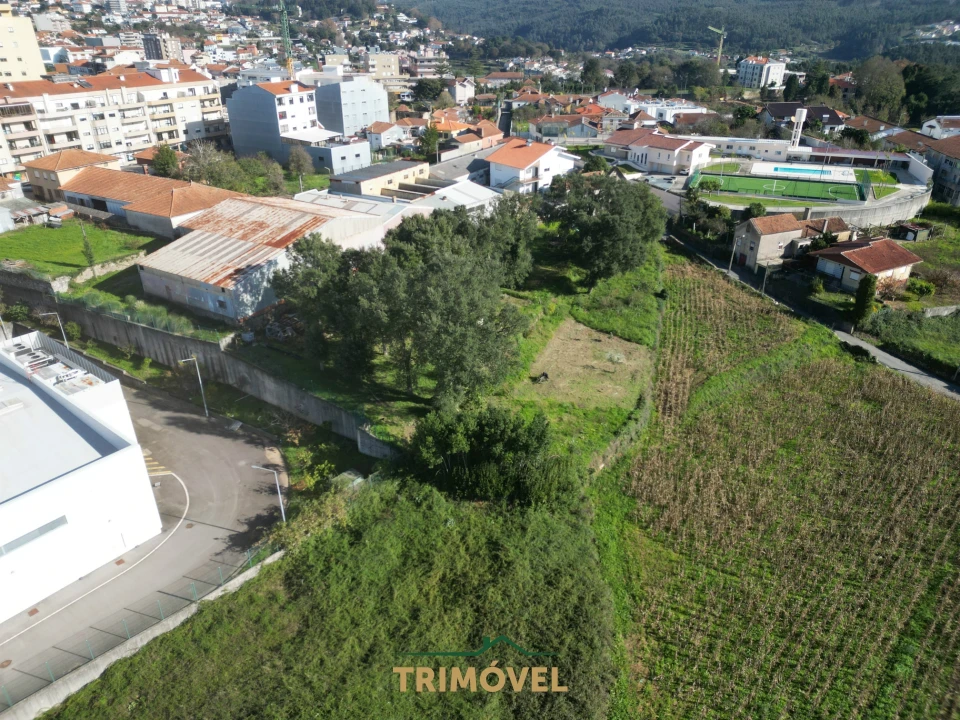 Terreno para Venda em O. Azeméis, Riba-Ul, Ul, Macinhata Seixa, Madail Foto 2