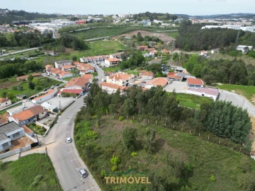 Terreno para Venda em Vila de Cucujães