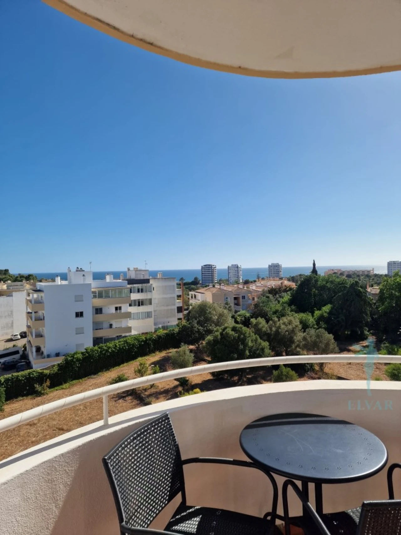 Apartamento T2 para Arrendamento férias em Alvor Foto 14