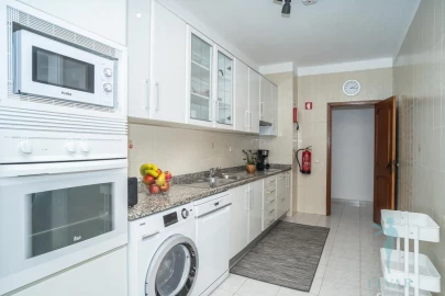 Apartamento T2 para Arrendamento férias em Alvor