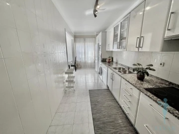 Apartamento T2 para Arrendamento férias em Alvor