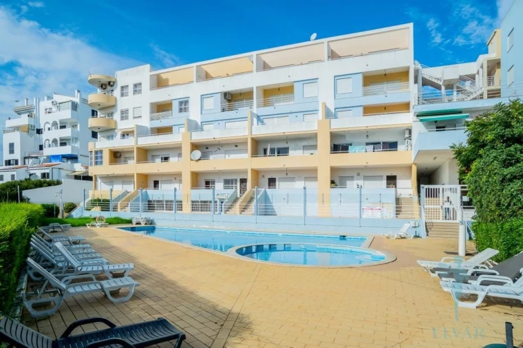 Apartamento T2 para Arrendamento férias em Alvor Foto 23