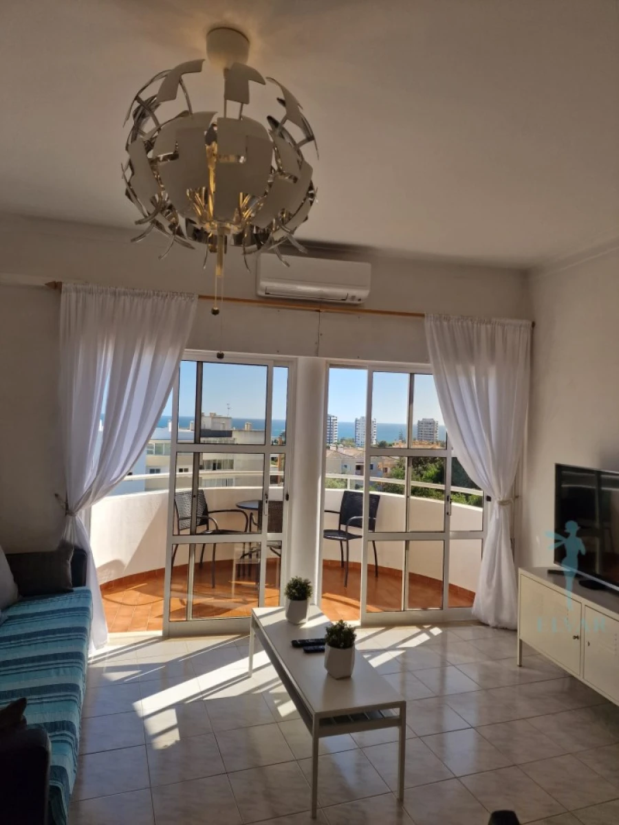 Apartamento T2 para Arrendamento férias em Alvor Foto 9