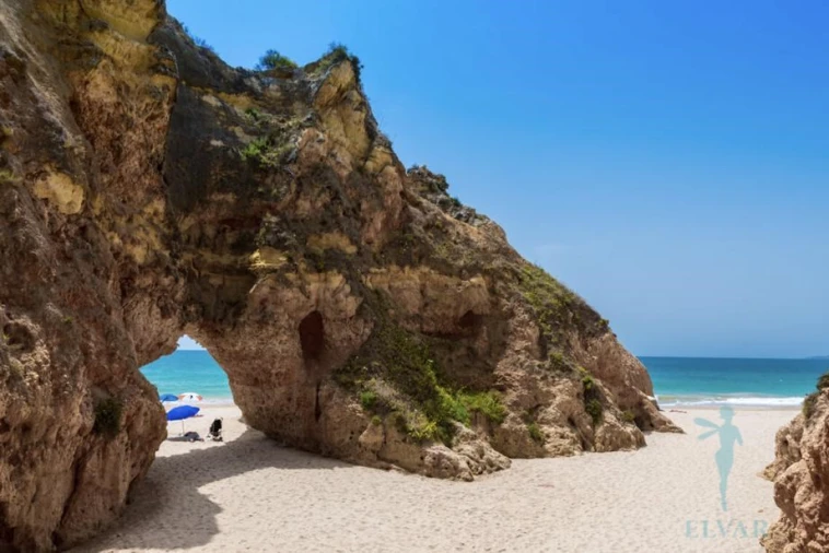 Apartamento T2 para Arrendamento férias em Alvor Foto 29